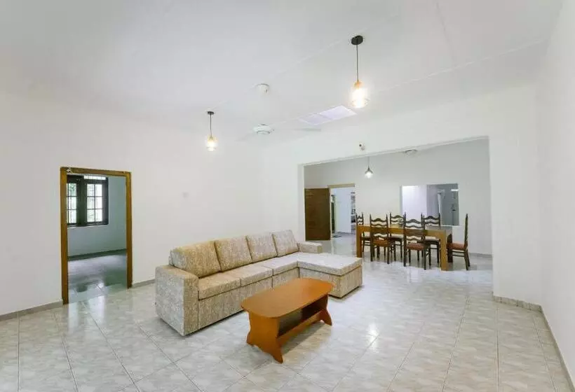 Majatalo Dias Legacy Bungalow