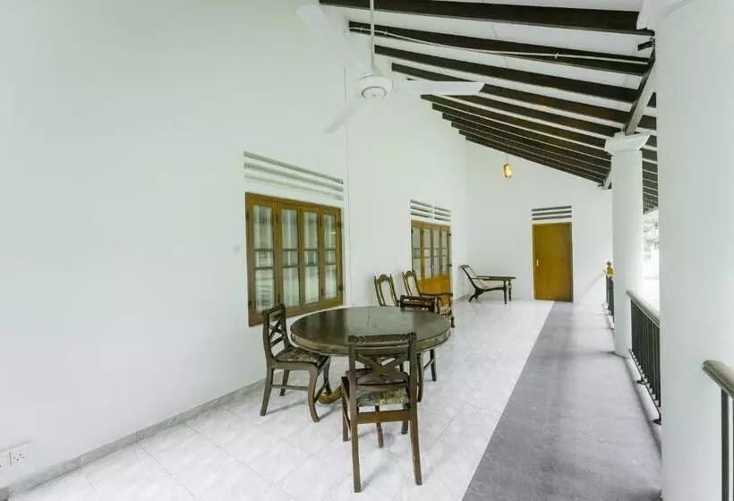 Majatalo Dias Legacy Bungalow