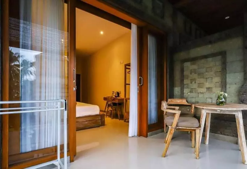Majatalo Harmony House 7: Rice Field View. Near Ubud Center