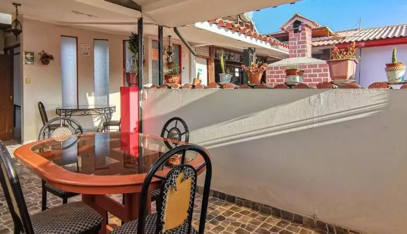پانسیون Hostal Keymar