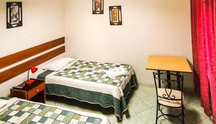 پانسیون Hostal Keymar