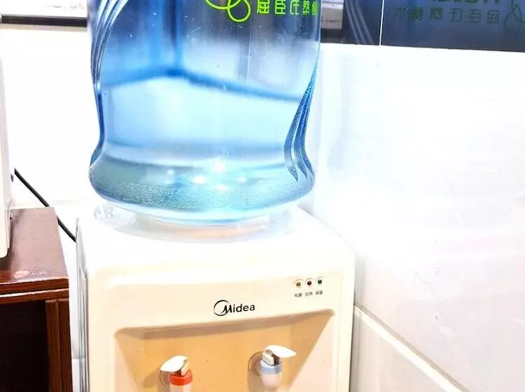 پانسیون International Metro Guest House