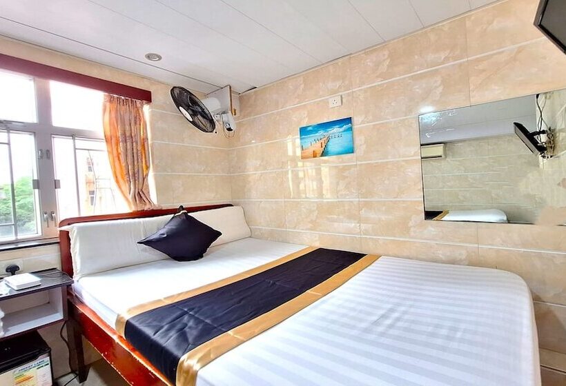 پانسیون International Metro Guest House