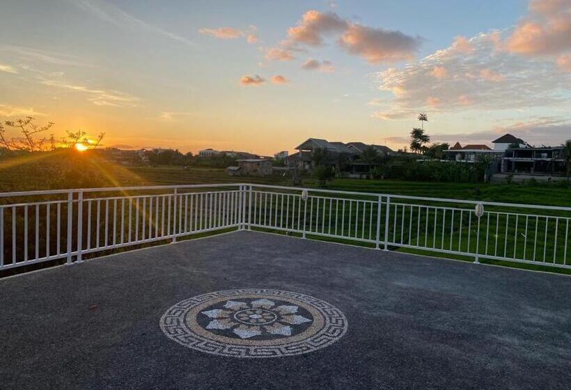 Пансион Misi Guesthouse