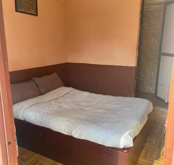 پانسیون Nirvaan Guest House
