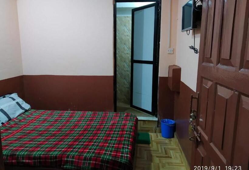 پانسیون Nirvaan Guest House