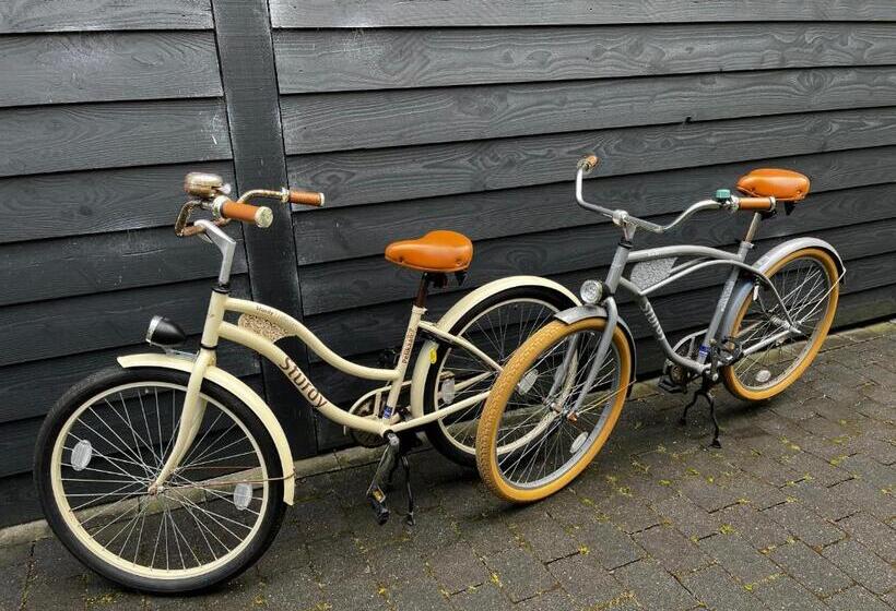 펜션 Noflik Heerenveen