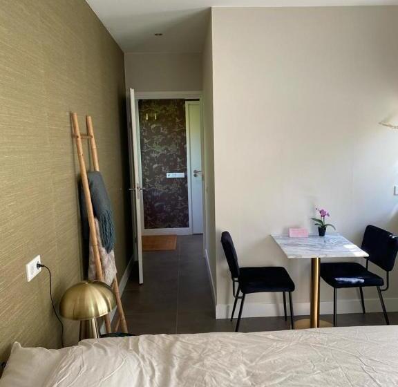 펜션 Noflik Heerenveen