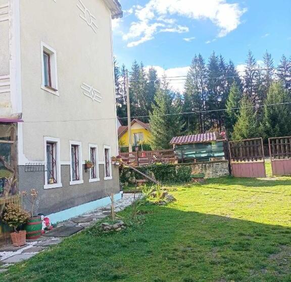 بنسيون Sc Simi Gugea Srl