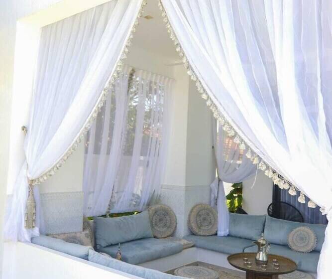 Bed and Breakfast Agandau House