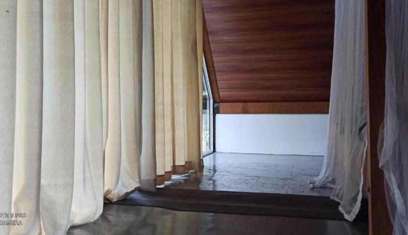 Bed and Breakfast Sorry We Are Close Now!! Green View Cabana