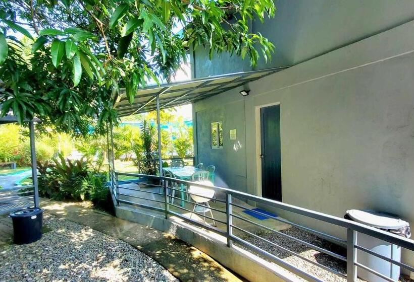 Hidden Palms Inn/resort La Union