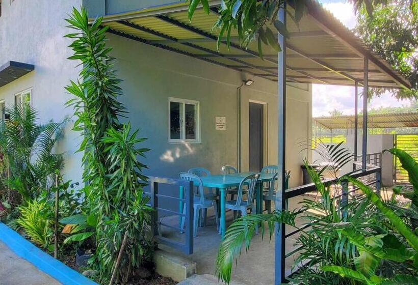 Hidden Palms Inn/resort La Union