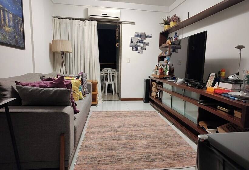 Hostel For One Com Quarto De Solteiro E Banheiro Privativos