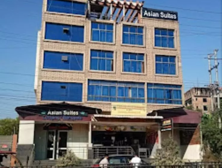 ホテル Asian Suites Guwahati