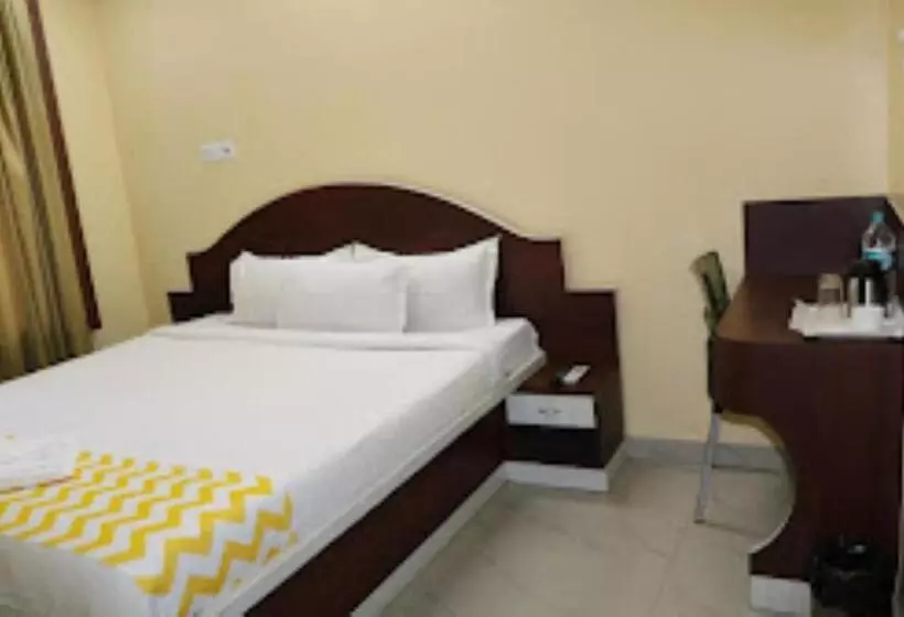 ホテル Asian Suites Guwahati