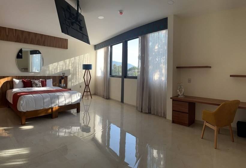 Hotel Cinco Diamantes