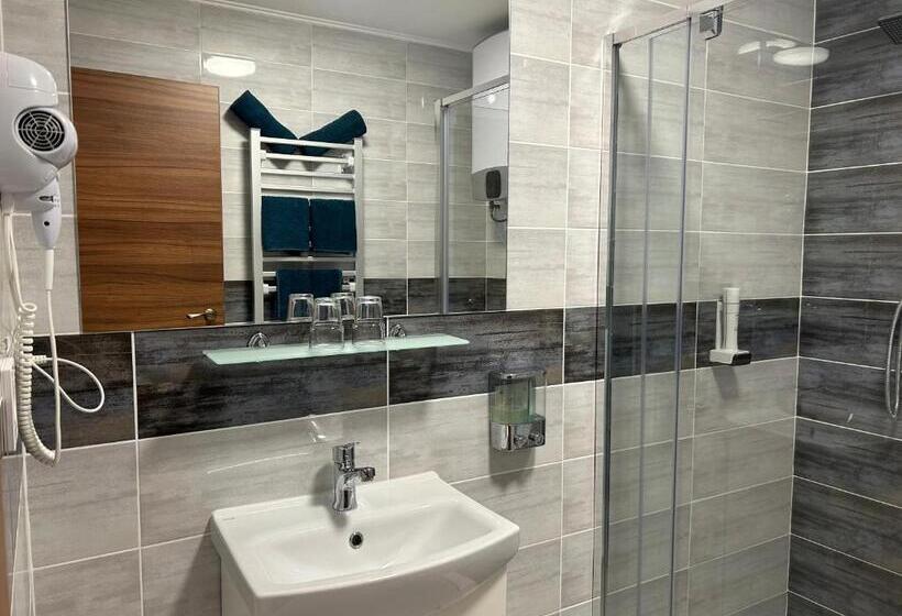 בית מלון כפרי Danelis