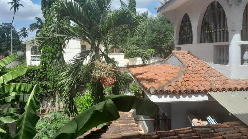 هتل Manas Mtwapa Mombasa