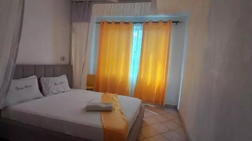 هتل Manas Mtwapa Mombasa