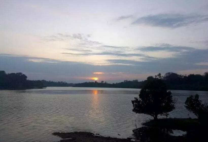 هتل Manas Mtwapa Mombasa