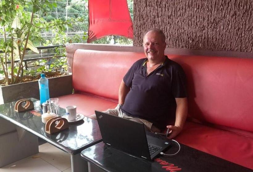 هتل Manas Mtwapa Mombasa