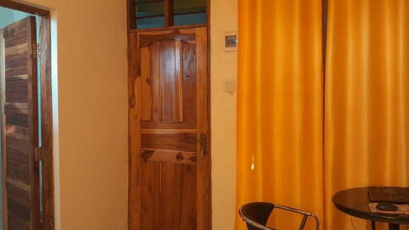 هتل Manas Mtwapa Mombasa