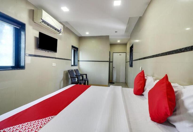 فندق Oyo Flagship Sri Lodge