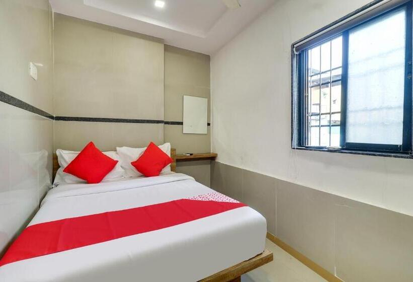 فندق Oyo Flagship Sri Lodge