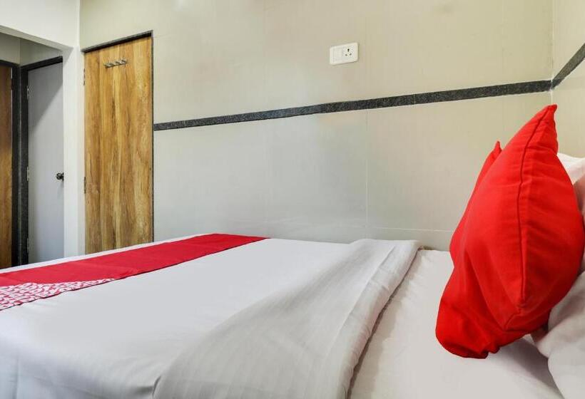 فندق Oyo Flagship Sri Lodge