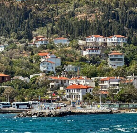 İli̇a Buti̇k Otel