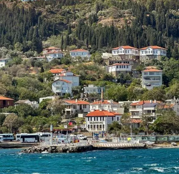 İli̇a Buti̇k Otel