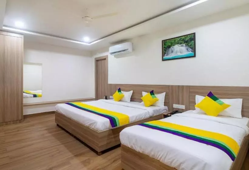 Itsy Hotels Krishna Residency, Govardhan Chauraha