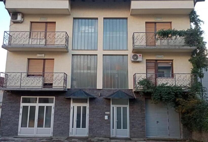 پانسیون Evergreen