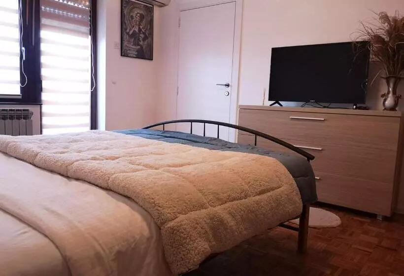 پانسیون Evergreen