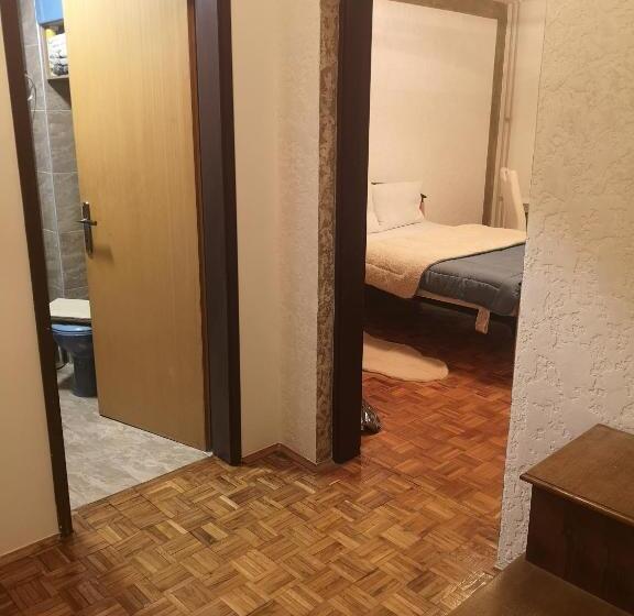 پانسیون Evergreen