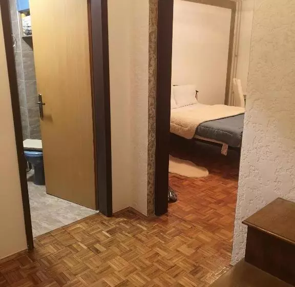 پانسیون Evergreen