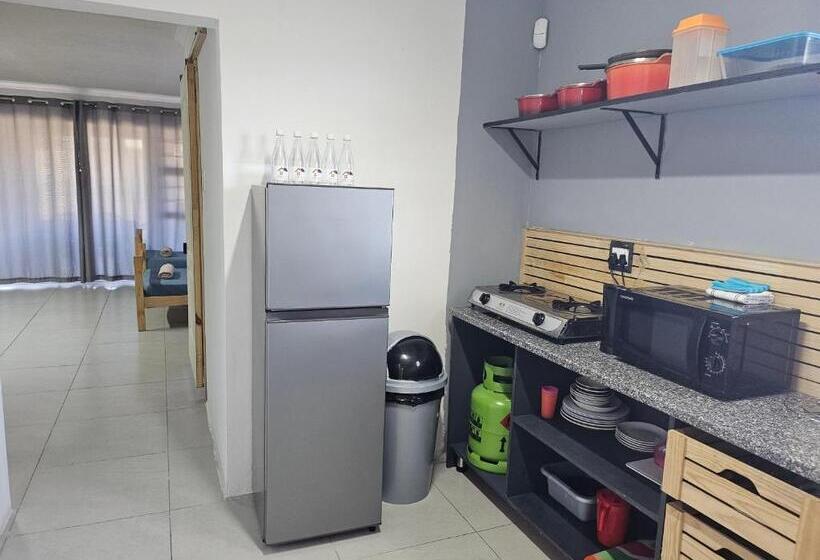 بنسيون Zufike Guesthouse