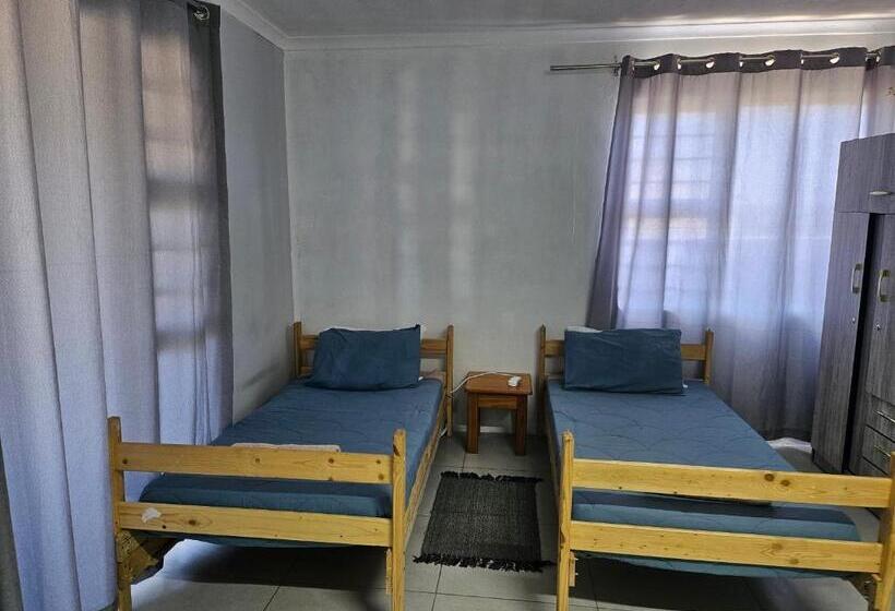 بنسيون Zufike Guesthouse