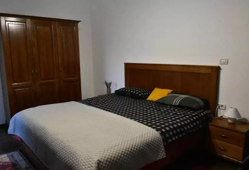 Pensiunea Crenguța Fermecată