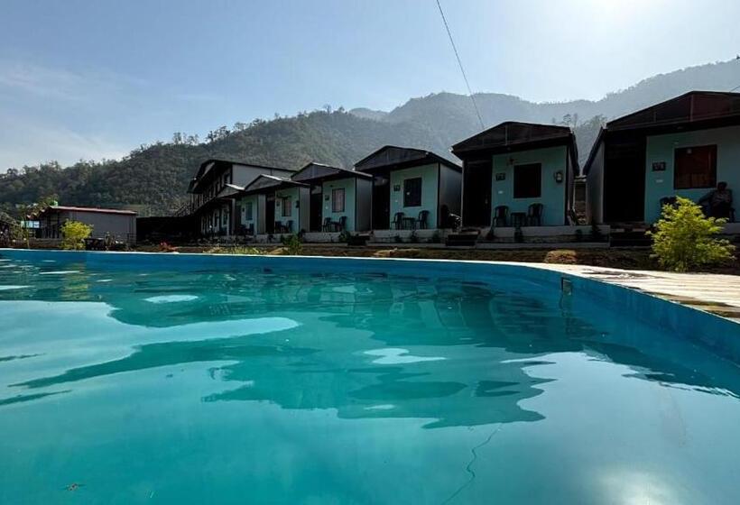 渡假胜地 The Badalstops By Om Ds