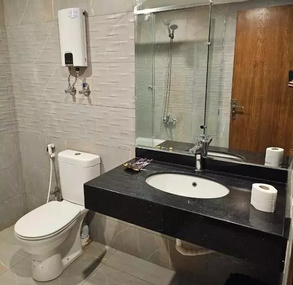 Royal Garden Hotel & Restaurant