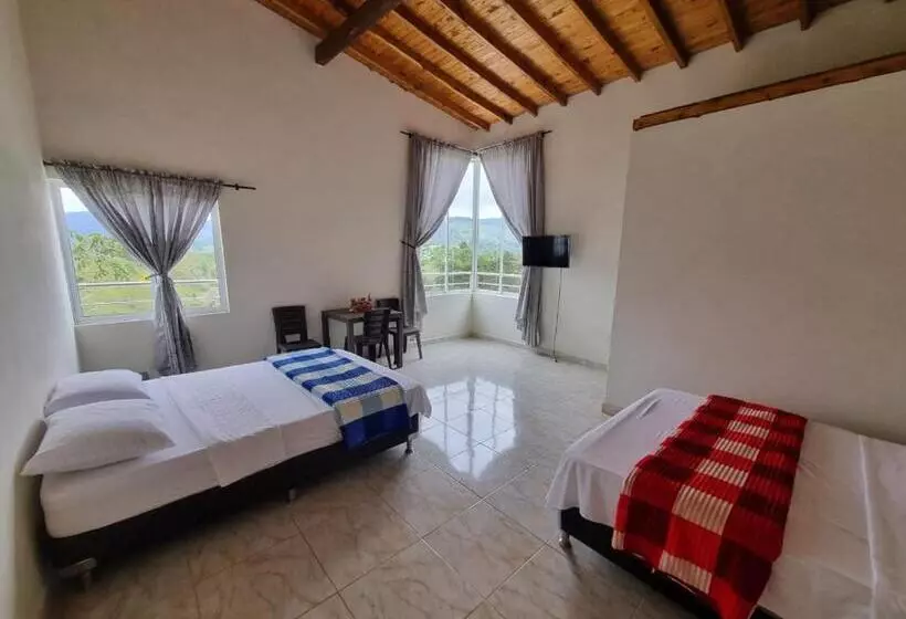 Retkeilymaja Hospedaje Villa Samara