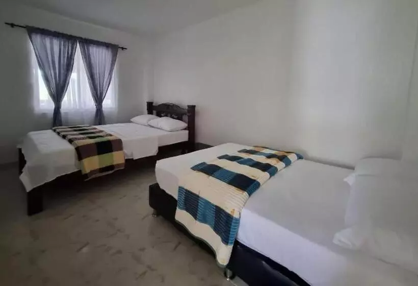 Retkeilymaja Hospedaje Villa Samara