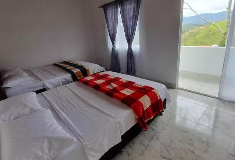 Retkeilymaja Hospedaje Villa Samara