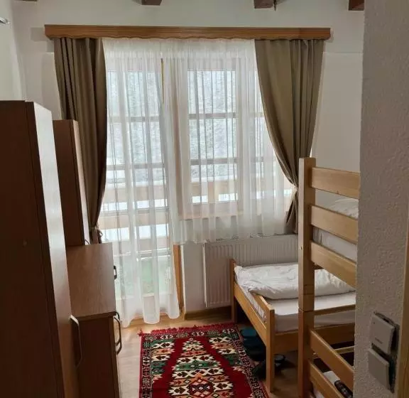 تختخواب و صبحانه Bjelasnica Villa Treskina Dvorišta Apartmani Izletište Ribnjak