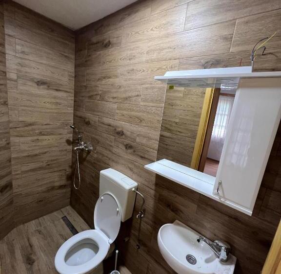 تختخواب و صبحانه Bjelasnica Villa Treskina Dvorišta Apartmani Izletište Ribnjak