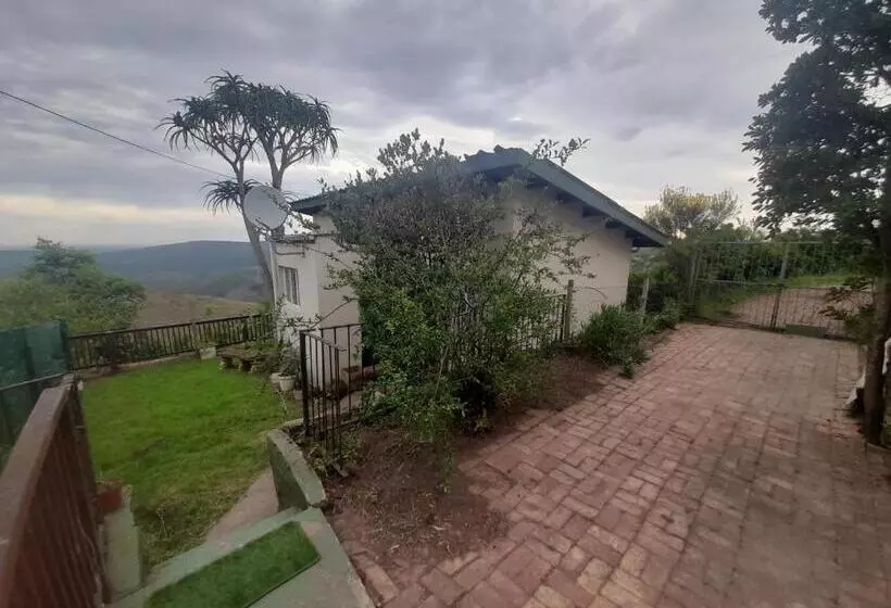 Aamiaismajoitus (B&B) Cindywood Cottage Airbnb