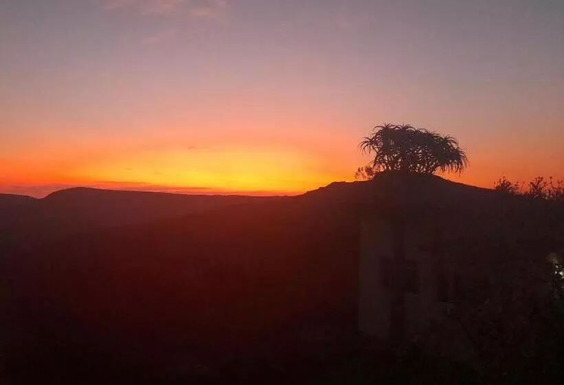 Aamiaismajoitus (B&B) Cindywood Cottage Airbnb