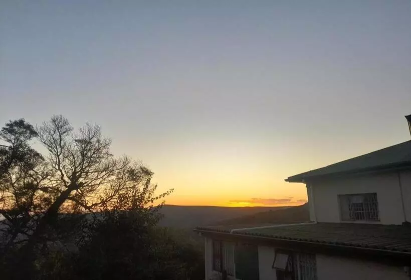 Aamiaismajoitus (B&B) Cindywood Cottage Airbnb